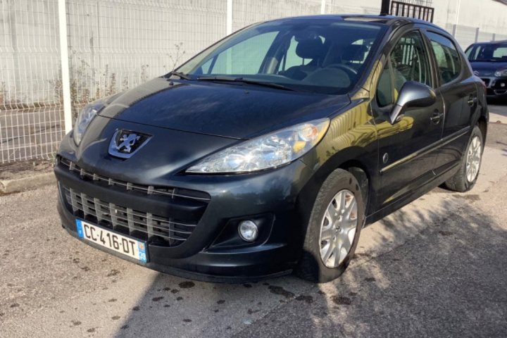 PEUGEOT 207