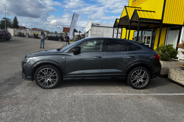 AUDI Q3 SPORTBACK